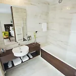 Zochova - Adult Friendly 4*