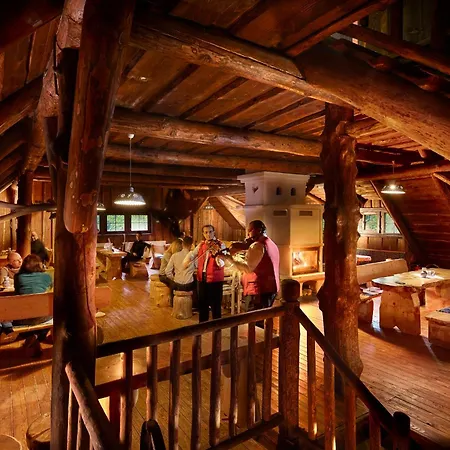 Zochova - Adult Friendly Szálloda